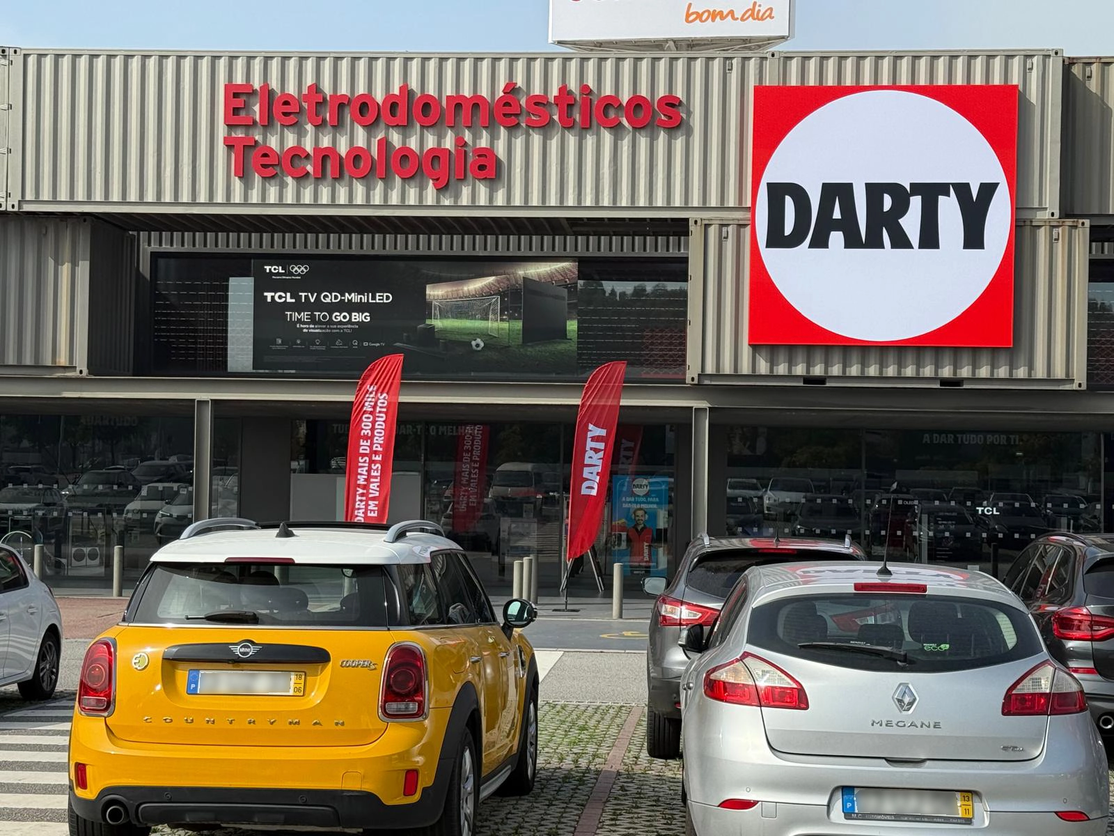 WhatsApp Image 2025-10-03 at 11.57.10 (2)